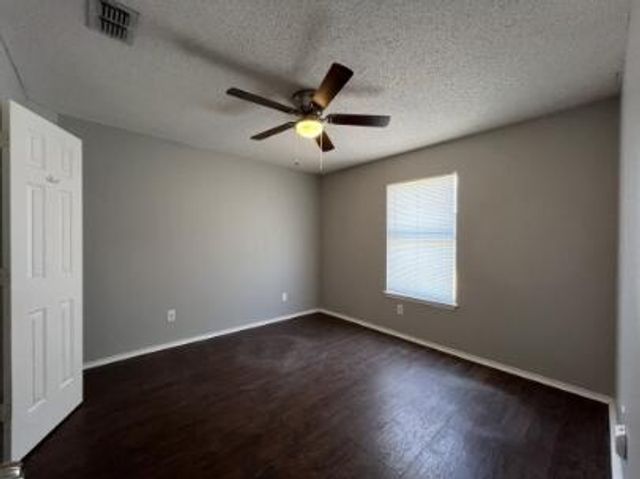 6101 9th Drive, Lubbock, TX 79416