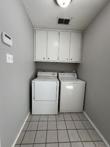 6101 9th Drive, Lubbock, TX 79416