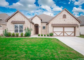 2231 Meadow Way St, New Braunfels, TX 78132