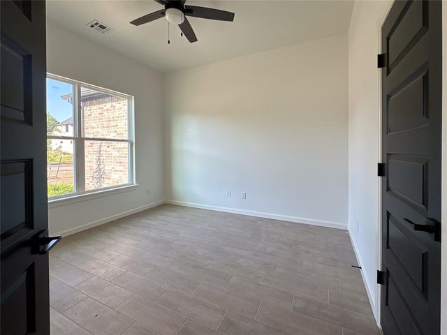 8132 Amber Ridge Drive, Edmond, OK 73034