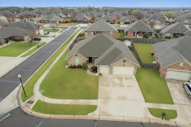 2348 Chadwick Drive, Norman, OK 73071