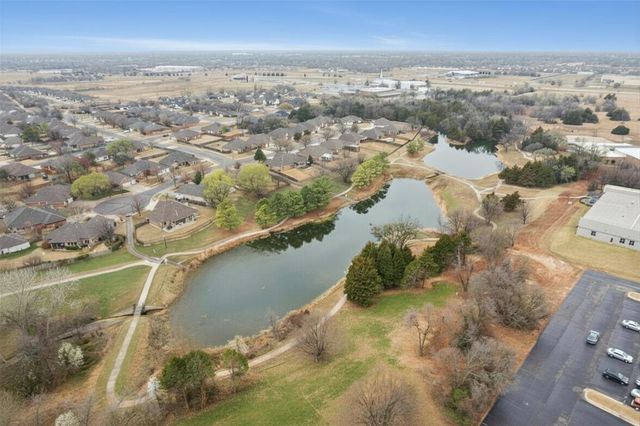 2348 Chadwick Drive, Norman, OK 73071