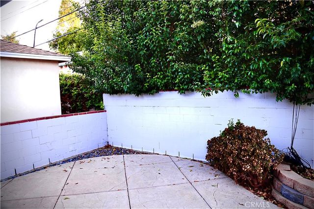 4813 Topanga Canyon, Woodland Hills, CA 91364