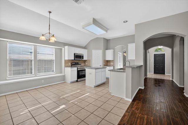 1303 Cedar Branch Drive, Wylie, TX 75098