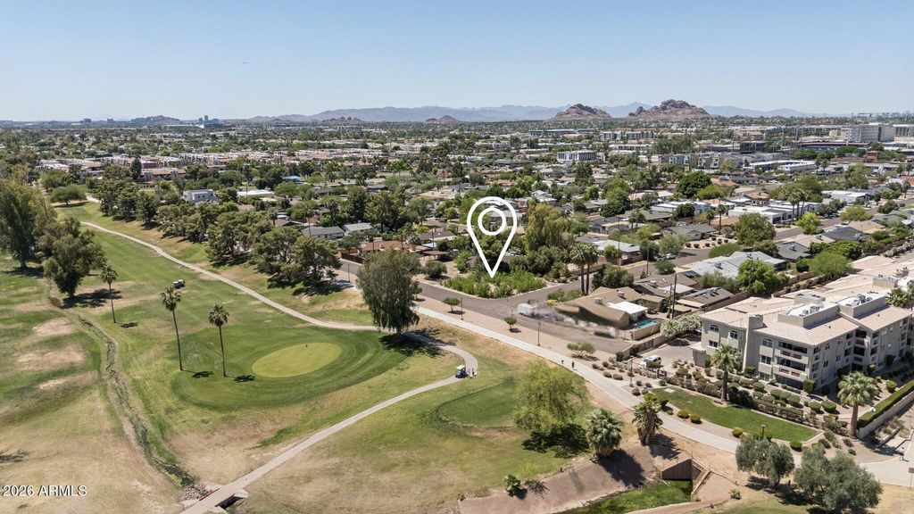Image 3 of property listing at 3616 N 78TH Street, Scottsdale, AZ 85251