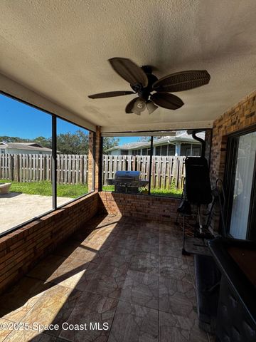 286 Emerson Drive NW, Palm Bay, FL 32907