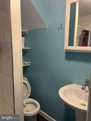 6133 OAKLEY ST, Philadelphia, PA 19111