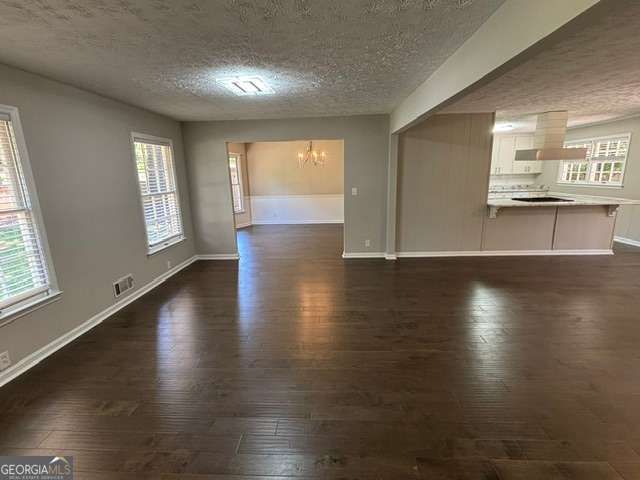 2511 Due West Circle NW, Kennesaw, GA 30152