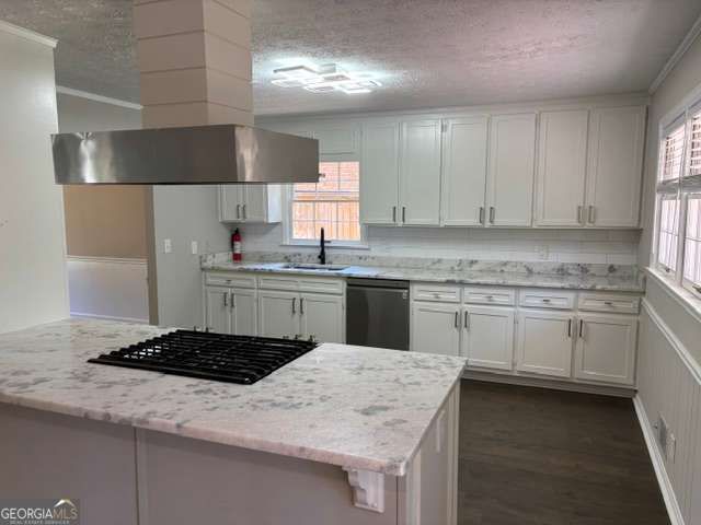 2511 Due West Circle NW, Kennesaw, GA 30152