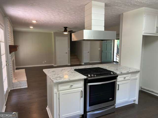2511 Due West Circle NW, Kennesaw, GA 30152