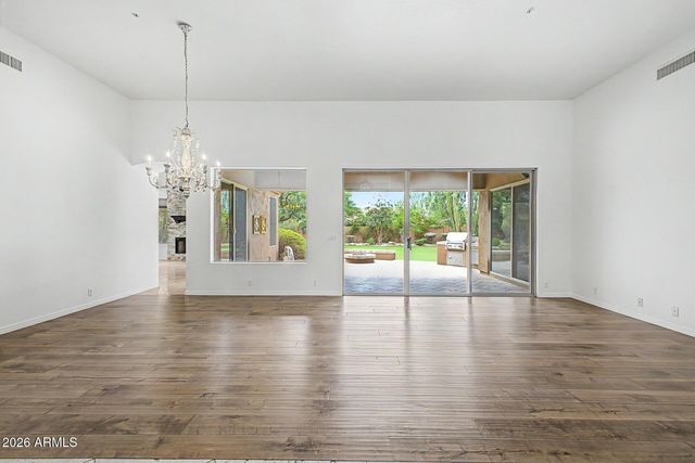 8919 E CALLE DEL PALO VERDE --, Scottsdale, AZ 85255