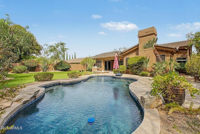 8919 E CALLE DEL PALO VERDE --, Scottsdale, AZ 85255