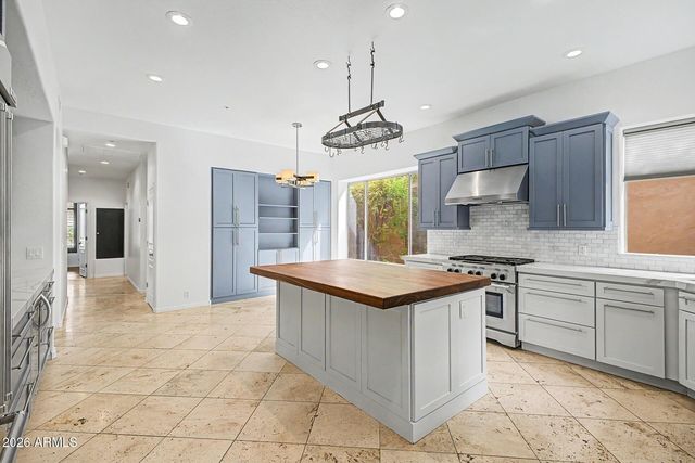 8919 E CALLE DEL PALO VERDE --, Scottsdale, AZ 85255