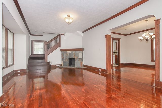 3195 Whitethorn Road, Cleveland Heights, OH 44118