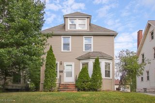 3195 Whitethorn Road, Cleveland Heights, OH 44118