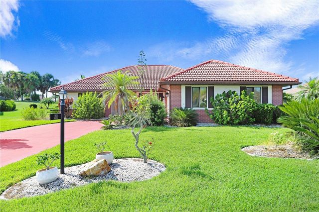 1826 WOLF LAUREL DRIVE, Sun City Center, FL 33573