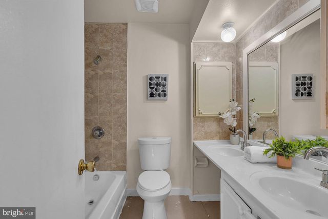 15 EFLAND LN, Willingboro, NJ 08046