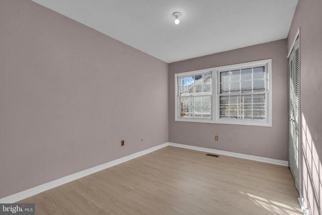 15 EFLAND LN, Willingboro, NJ 08046