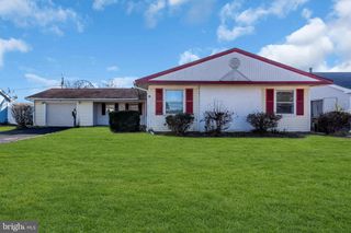 15 EFLAND LN, Willingboro, NJ 08046