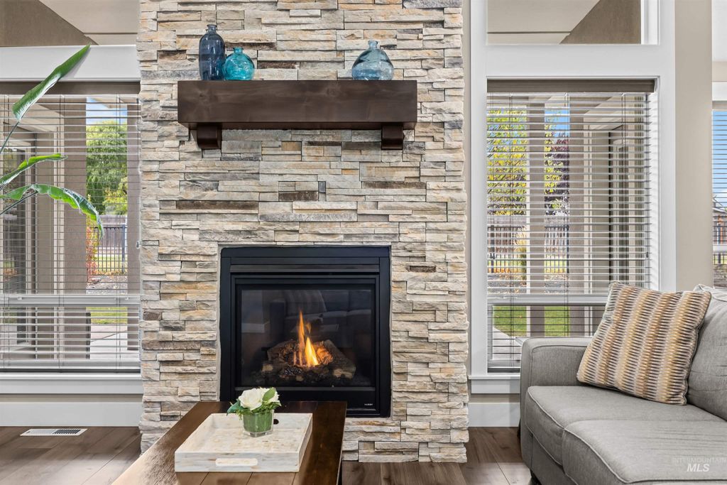 1085 W Tanzanite Drive, Kuna, ID 83634 photo 4