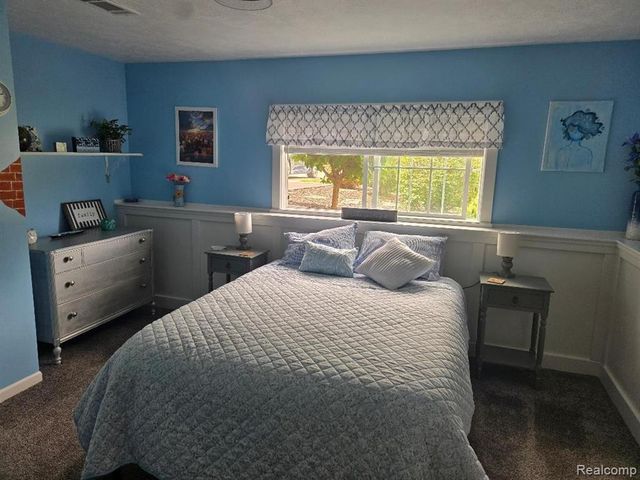 10856 Skylane Court, Allendale, MI 49401