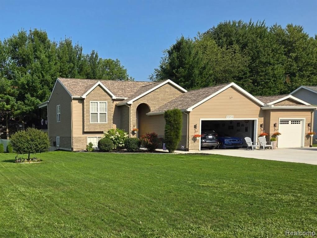 10856 Skylane Court, Allendale, MI 49401