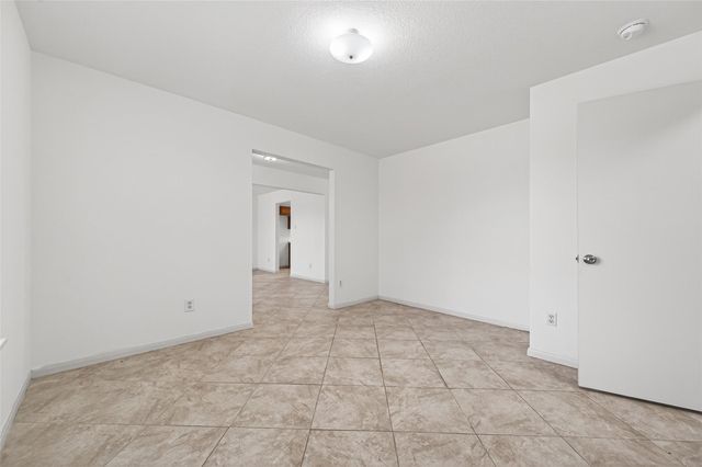 11002 Bradford Way Drive, Houston, TX 77075