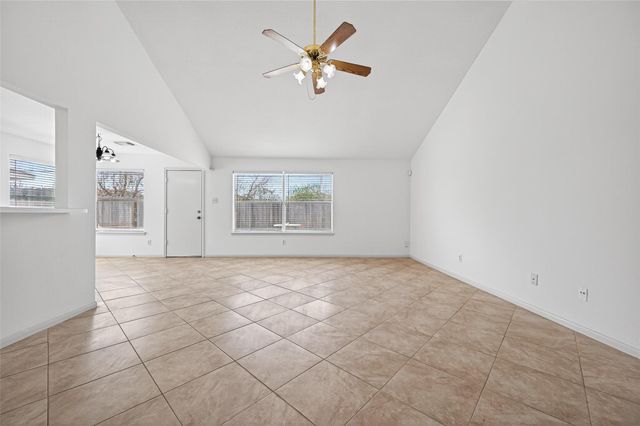 11002 Bradford Way Drive, Houston, TX 77075