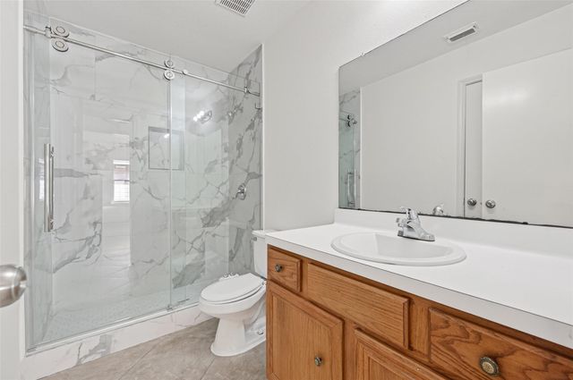 11002 Bradford Way Drive, Houston, TX 77075