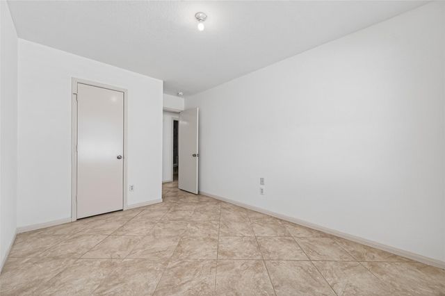 11002 Bradford Way Drive, Houston, TX 77075