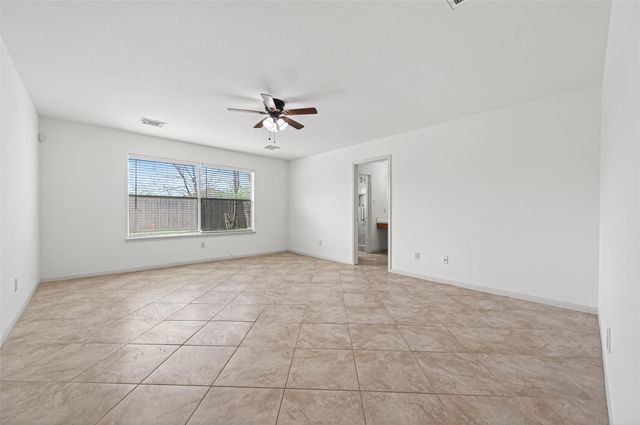 11002 Bradford Way Drive, Houston, TX 77075