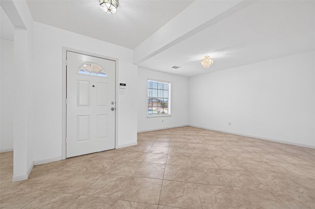 11002 Bradford Way Drive, Houston, TX 77075