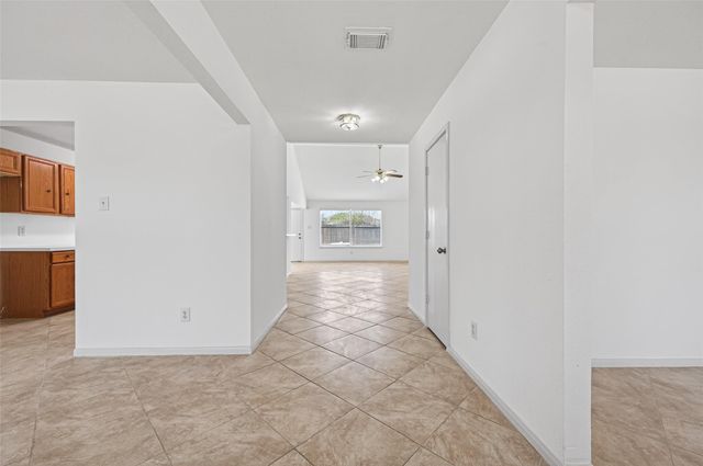 11002 Bradford Way Drive, Houston, TX 77075