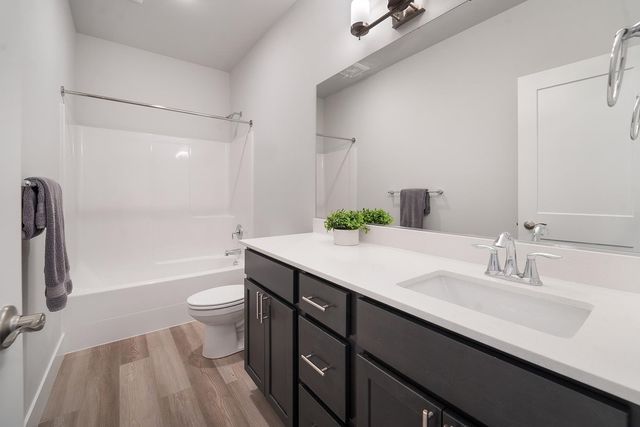 5763 S Sherri Lea Rd, Spokane, WA 99224