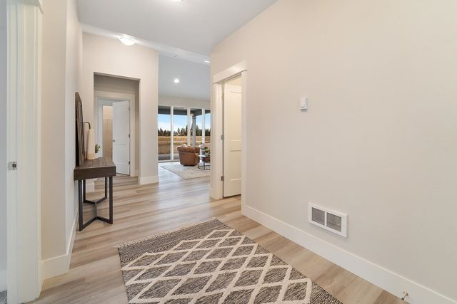 5763 S Sherri Lea Rd, Spokane, WA 99224