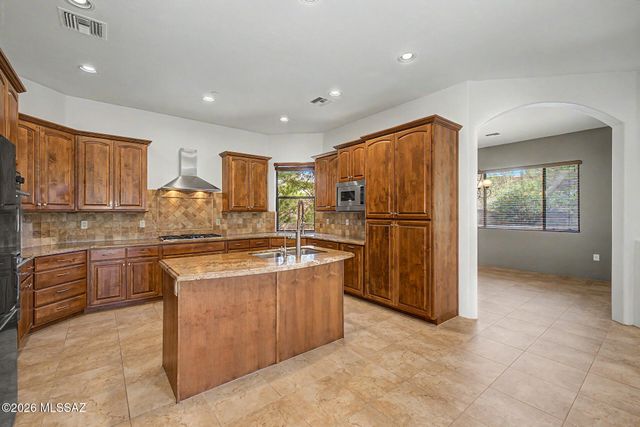 721 W Sedona Ridge Place, Oro Valley, AZ 85755