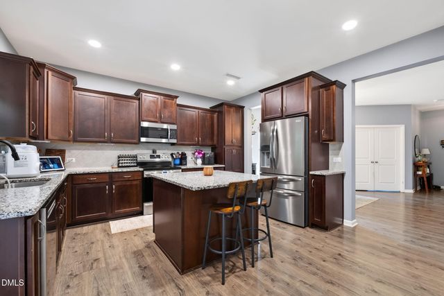 127 Paige Stone Way, Angier, NC 27501