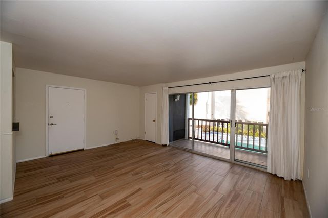 3817 S LAKE DRIVE 228, Tampa, FL 33614