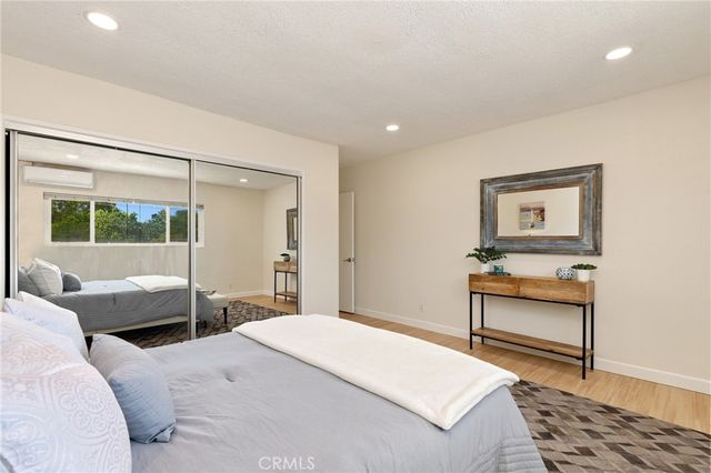 648 W Main D, Tustin, CA 92780