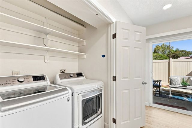 648 W Main D, Tustin, CA 92780