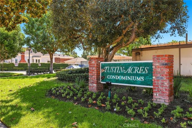 648 W Main D, Tustin, CA 92780