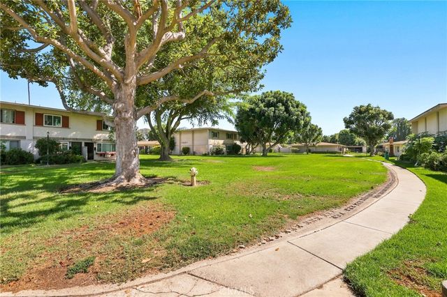 648 W Main D, Tustin, CA 92780