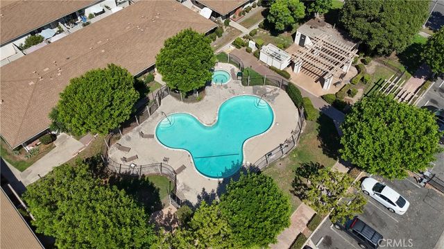 648 W Main D, Tustin, CA 92780