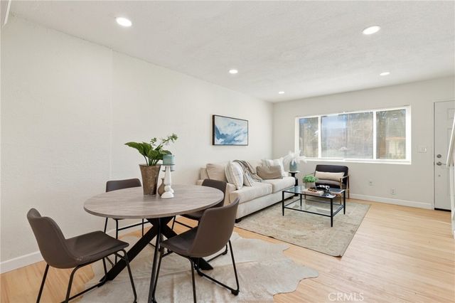 648 W Main D, Tustin, CA 92780