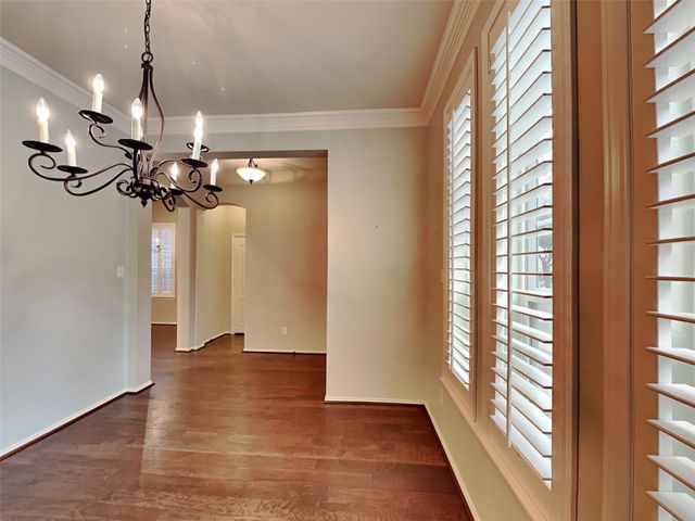 226 Knapford, Euless, TX 76040