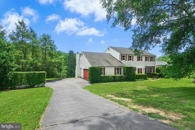 2608 SPRINGHILL CIR, Furlong, PA 18925
