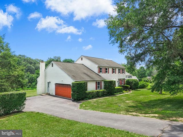 2608 SPRINGHILL CIR, Furlong, PA 18925