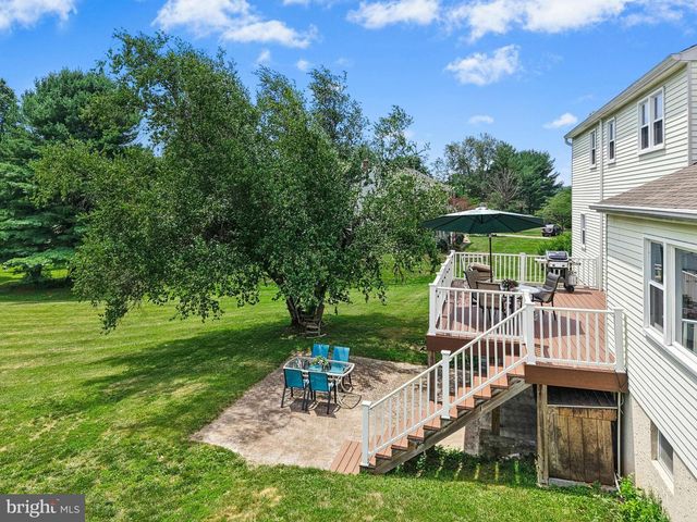 2608 SPRINGHILL CIR, Furlong, PA 18925