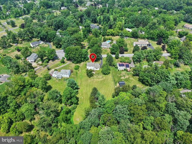 2608 SPRINGHILL CIR, Furlong, PA 18925