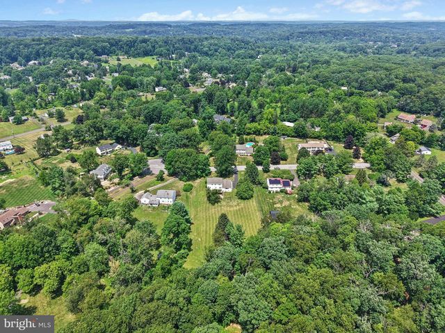 2608 SPRINGHILL CIR, Furlong, PA 18925